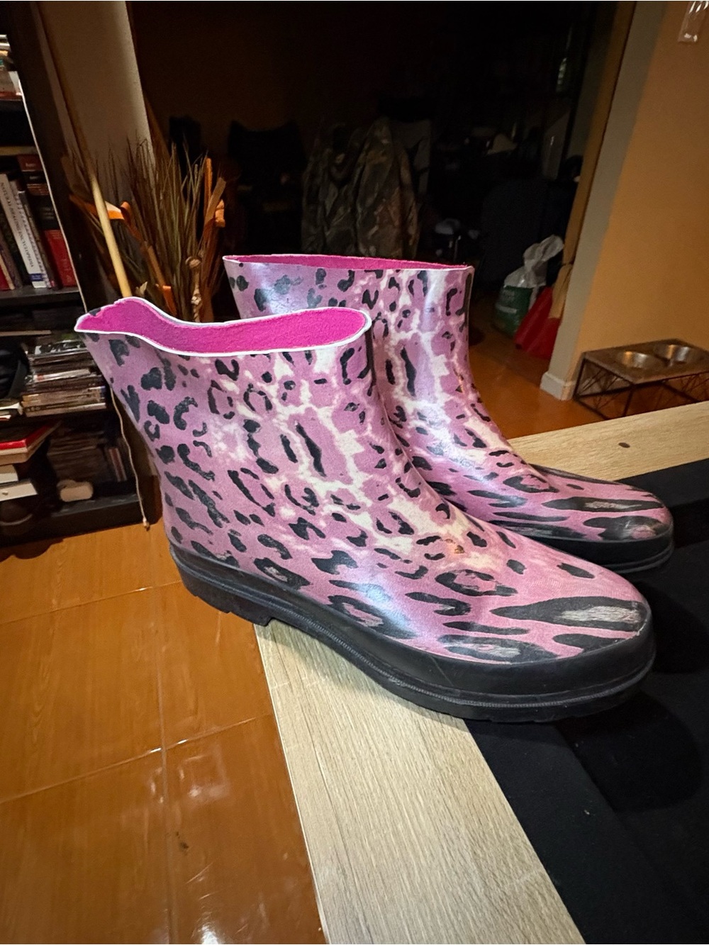 BONGO Pink Leopard-Print Rain Ankle Boots